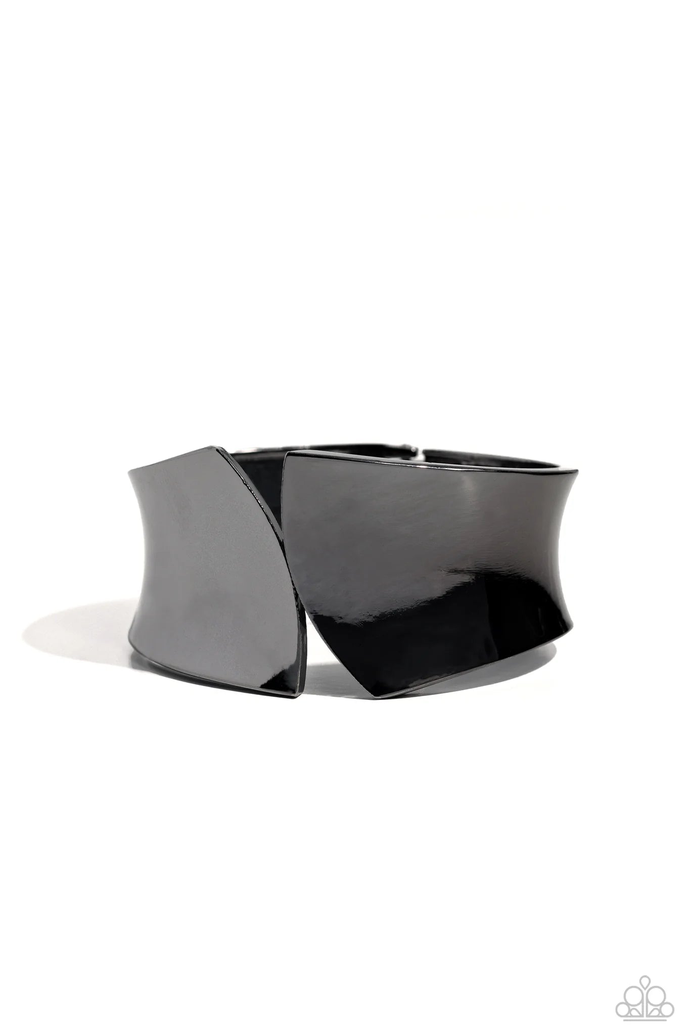 Paparazzi Sheared Sass - Black