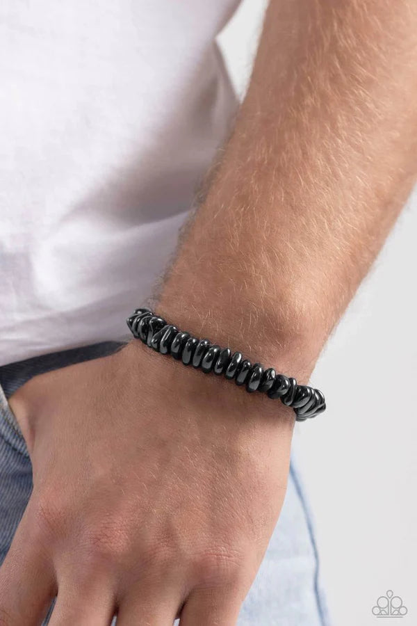 Paparazzi Monochromatic Mechanic - Black