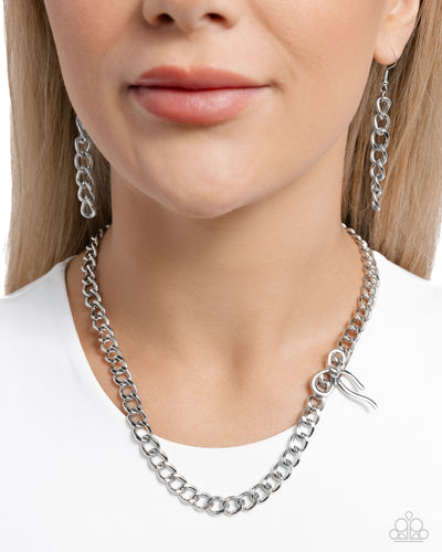 Paparazzi Leading Loops - Silver