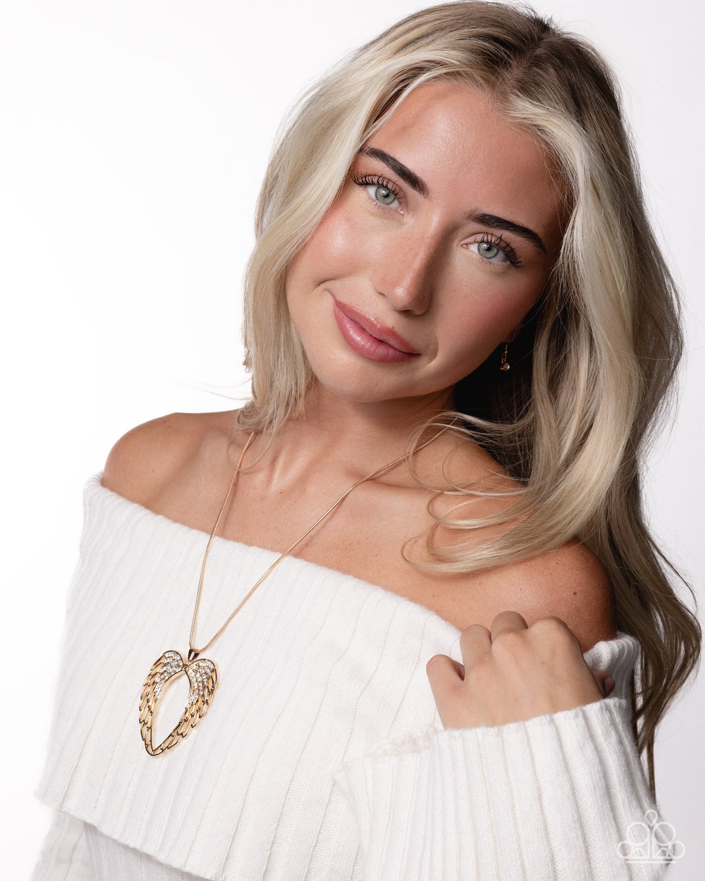 Paparazzi LOP Angelic Accuracy - Gold