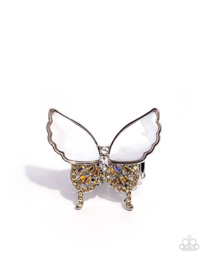 Paparazzi Butterfly Benefit - Yellow