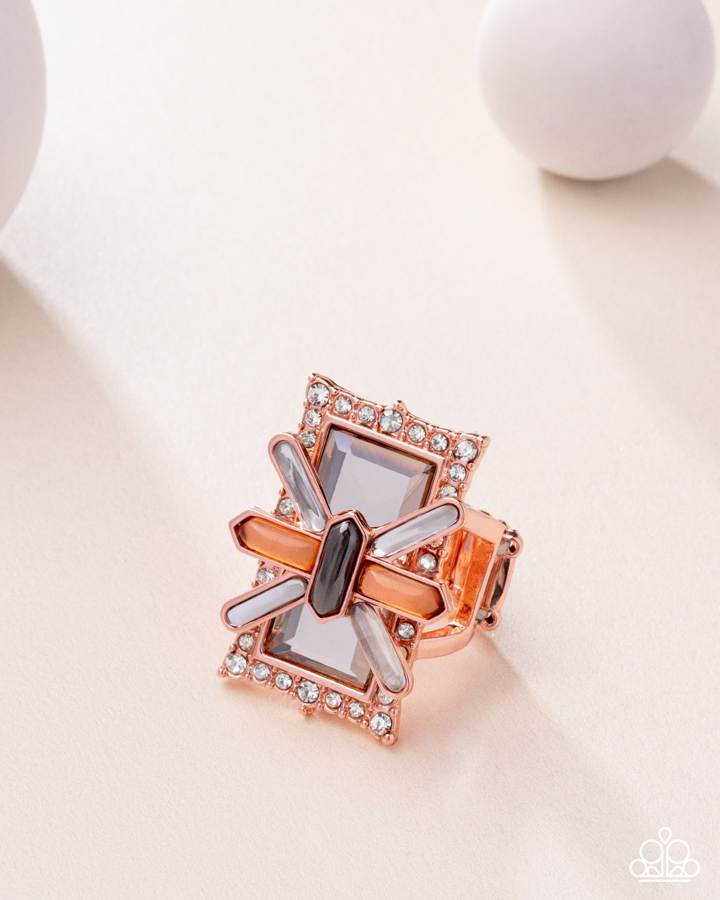Paparazzi Exaggerated Edge - Copper