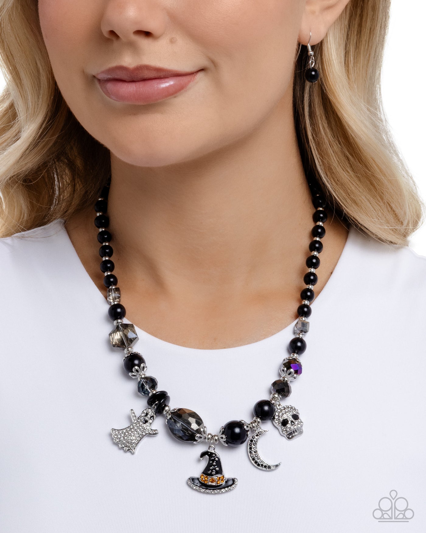 Paparazzi Frightening Facets - Multi