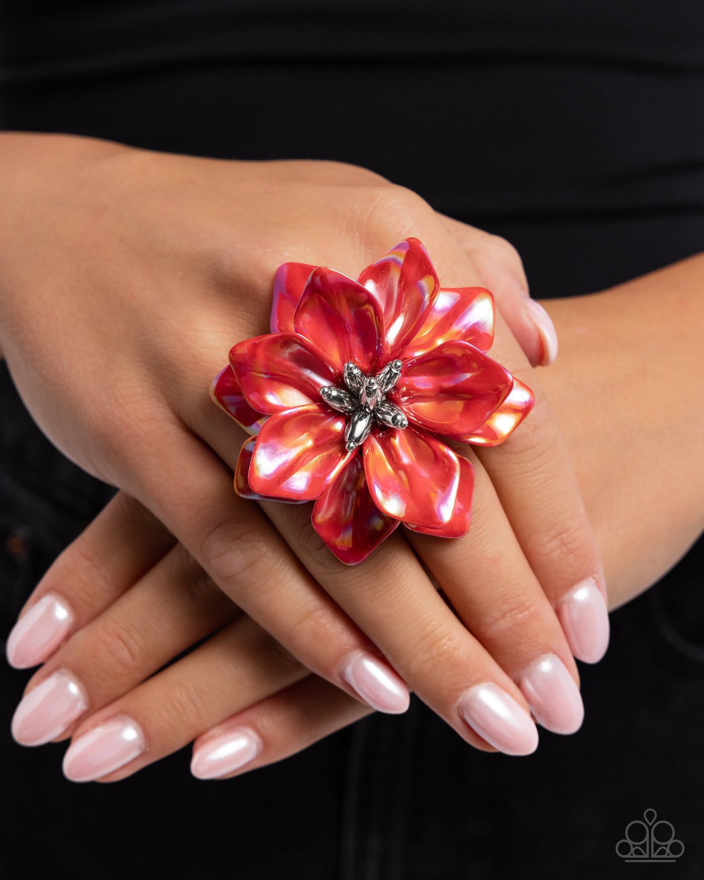 Paparazzi Platonic Petals - Red