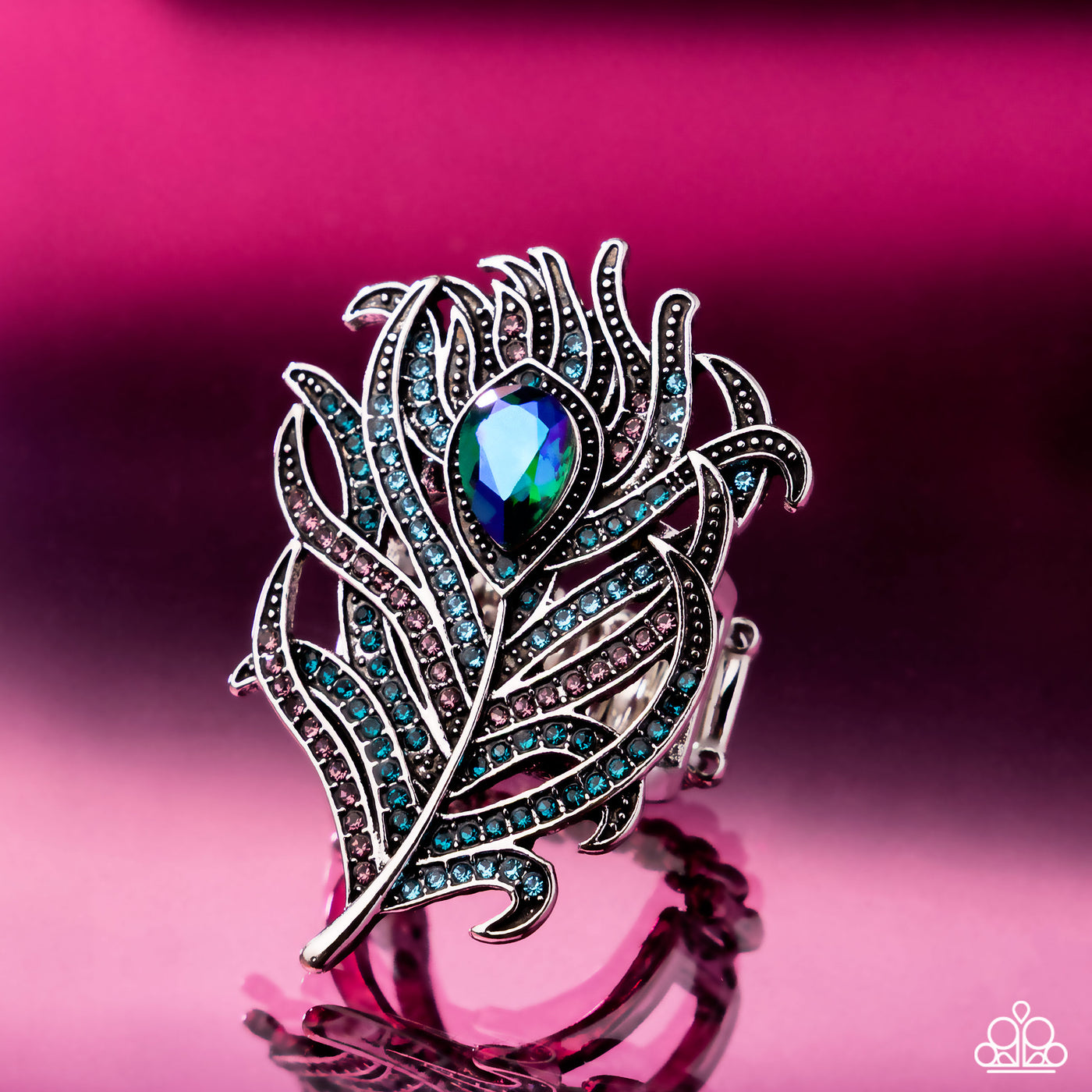 Paparazzi Polished Peacock - Blue