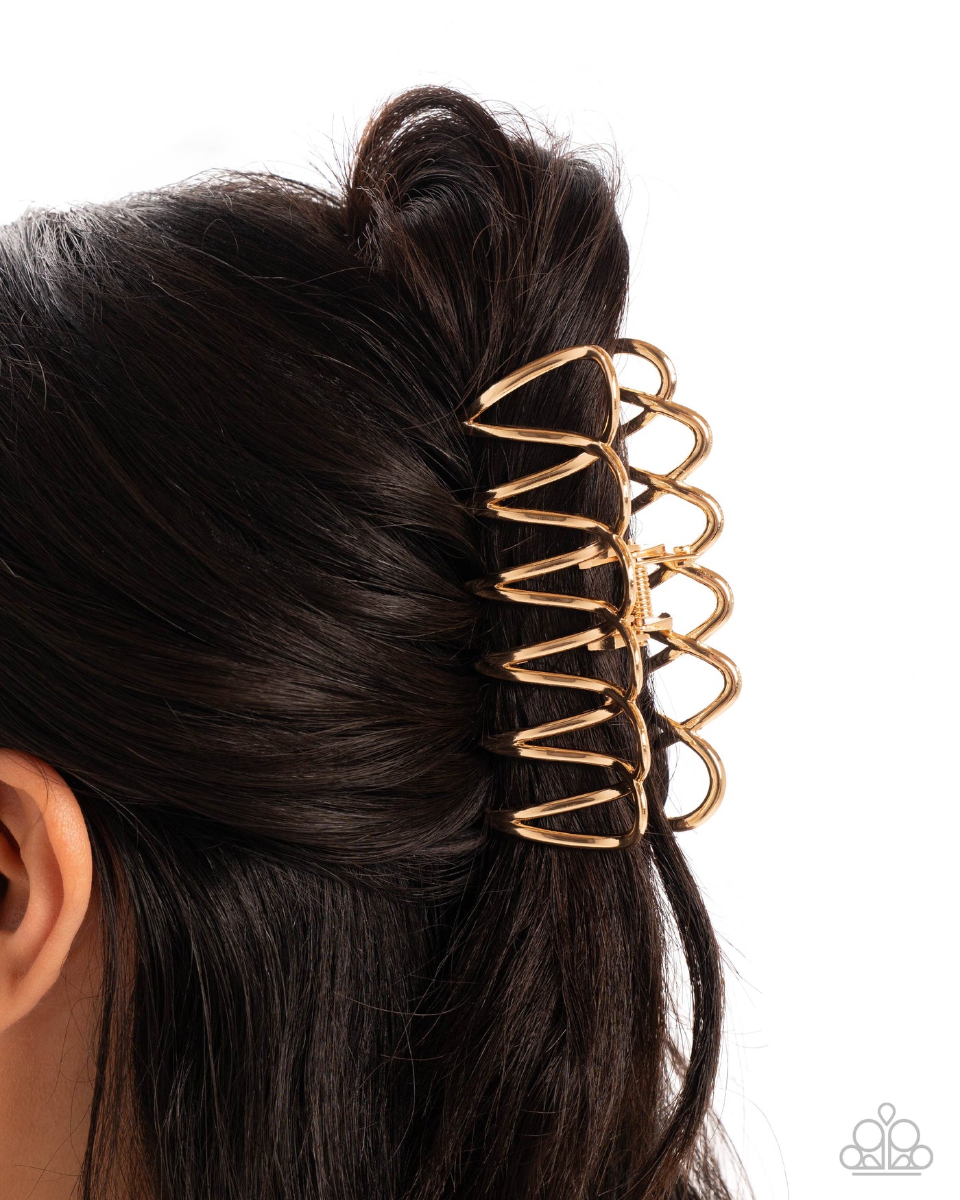 Paparazzi Scalloped Showstopper - Gold