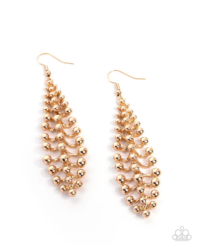 COMING SOON Paparazzi Seize the Studs - Gold