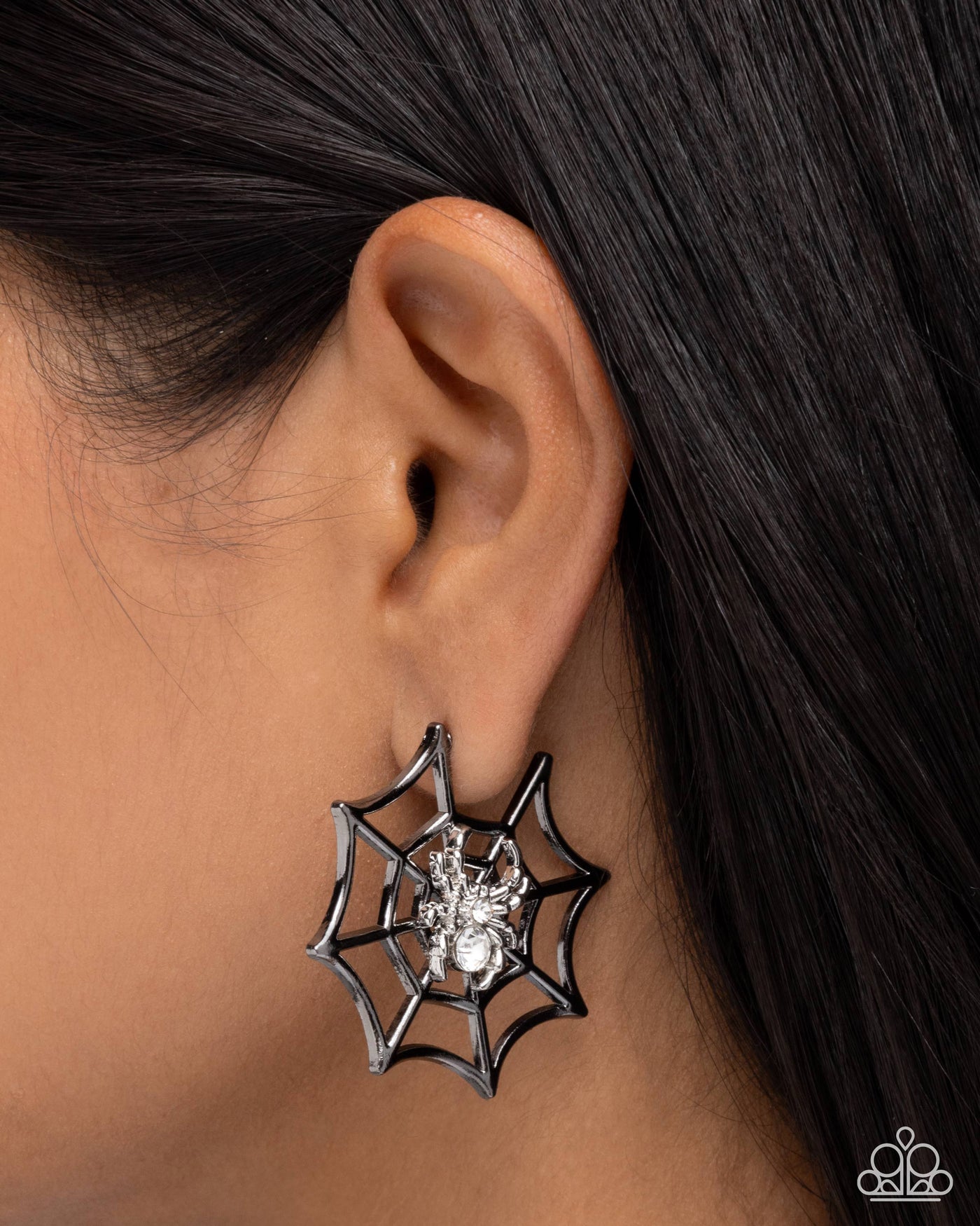 Paparazzi Spiderweb Showcase - Black