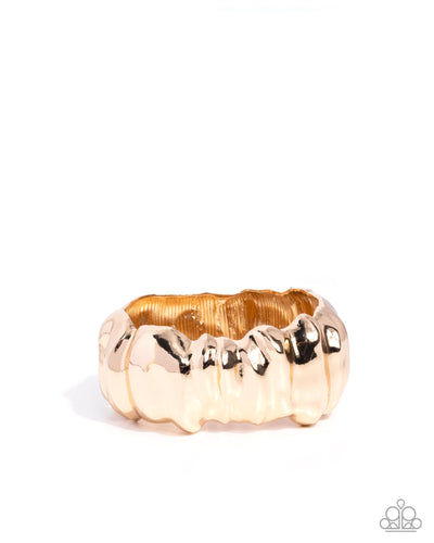 Paparazzi Warped Wheelhouse - Gold