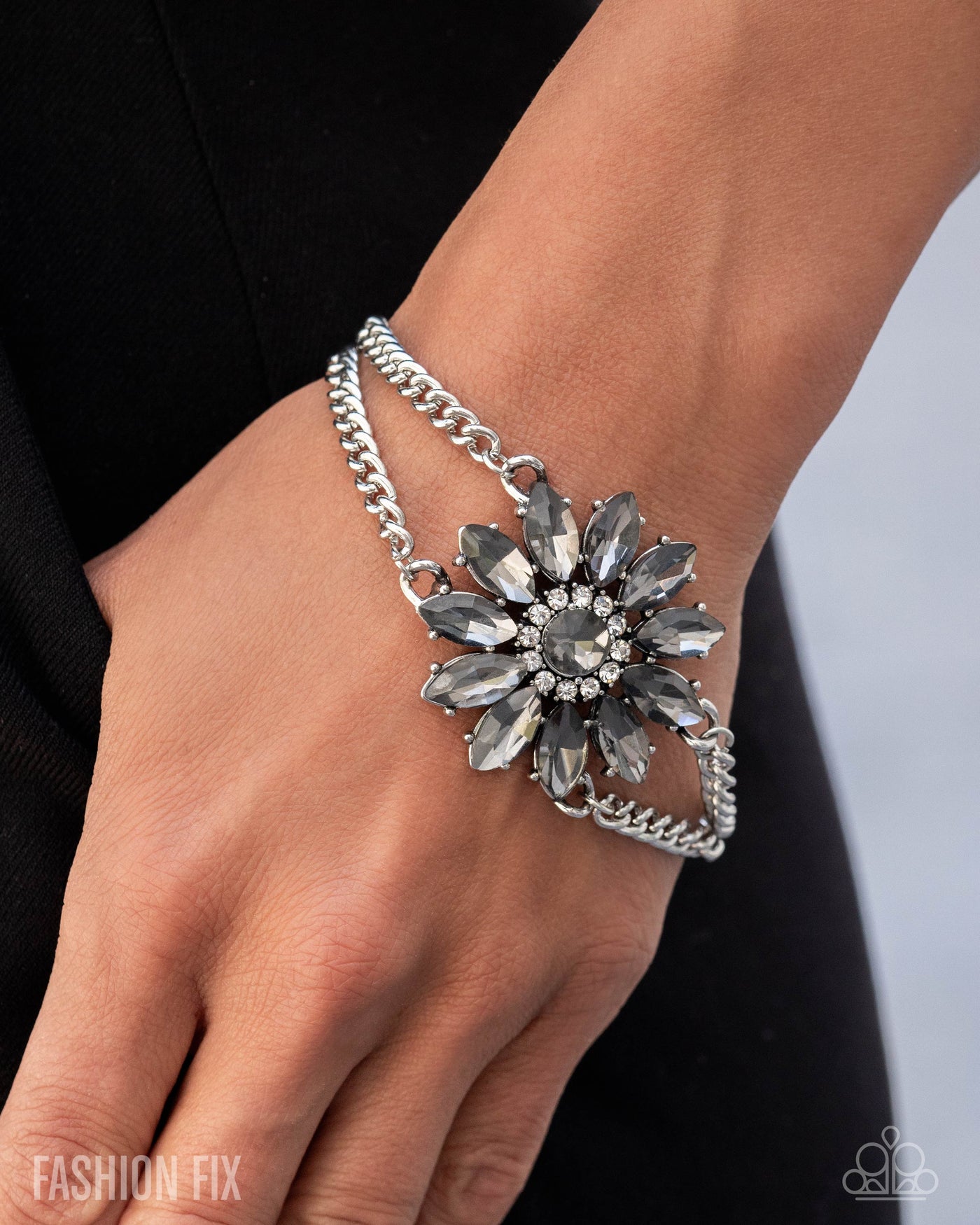 Paparazzi Magnificent Musings Fashion Fix - July 2025