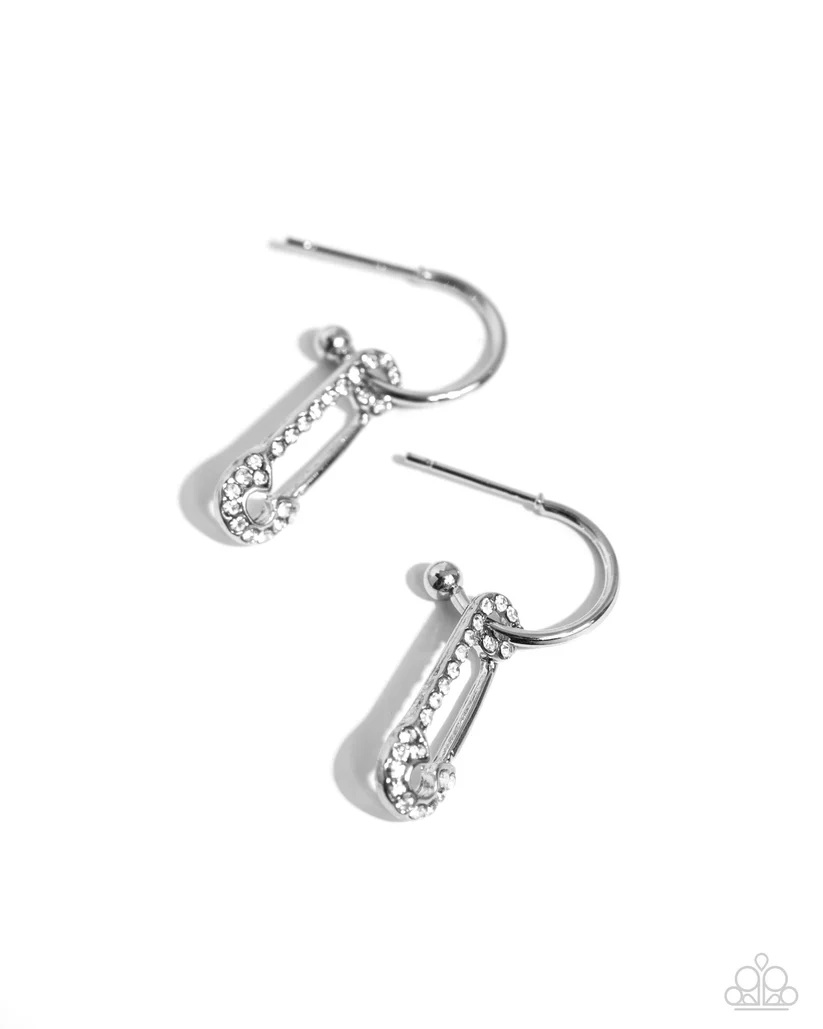 Paparazzi Safety Pin Sentiment