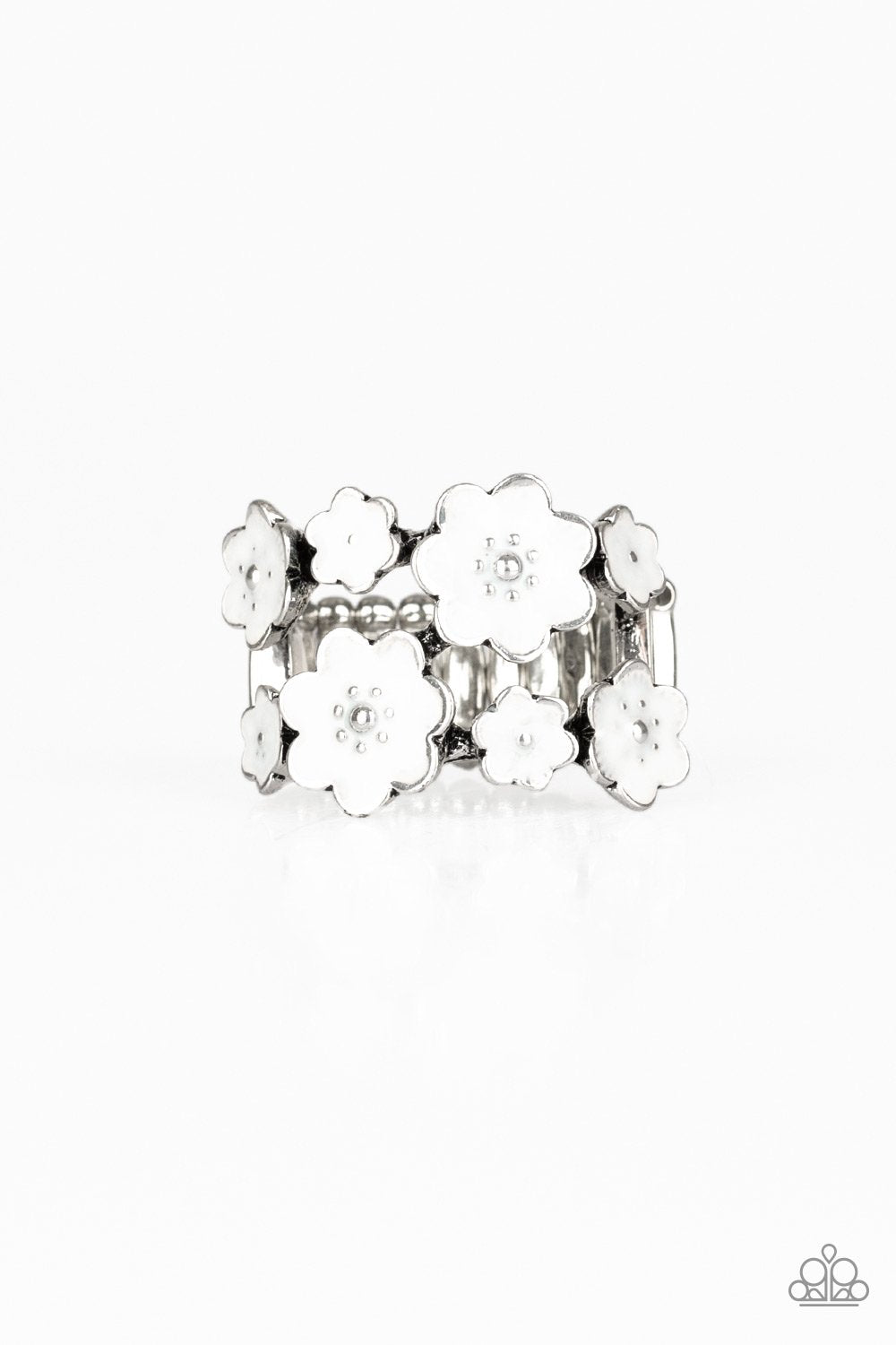 Paparazzi Floral Crowns - White Flowers - Dainty Band Ring