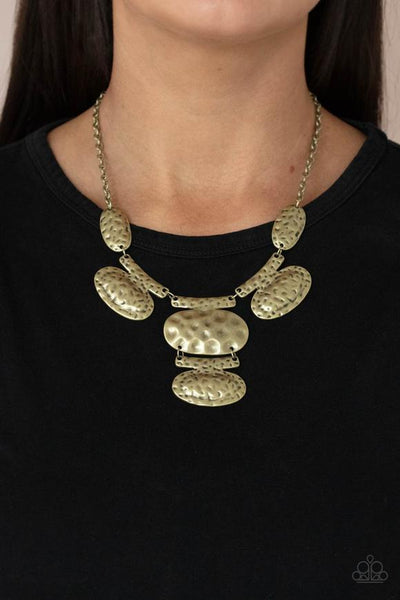 Paparazzi Necklace ~ Gallery Relic