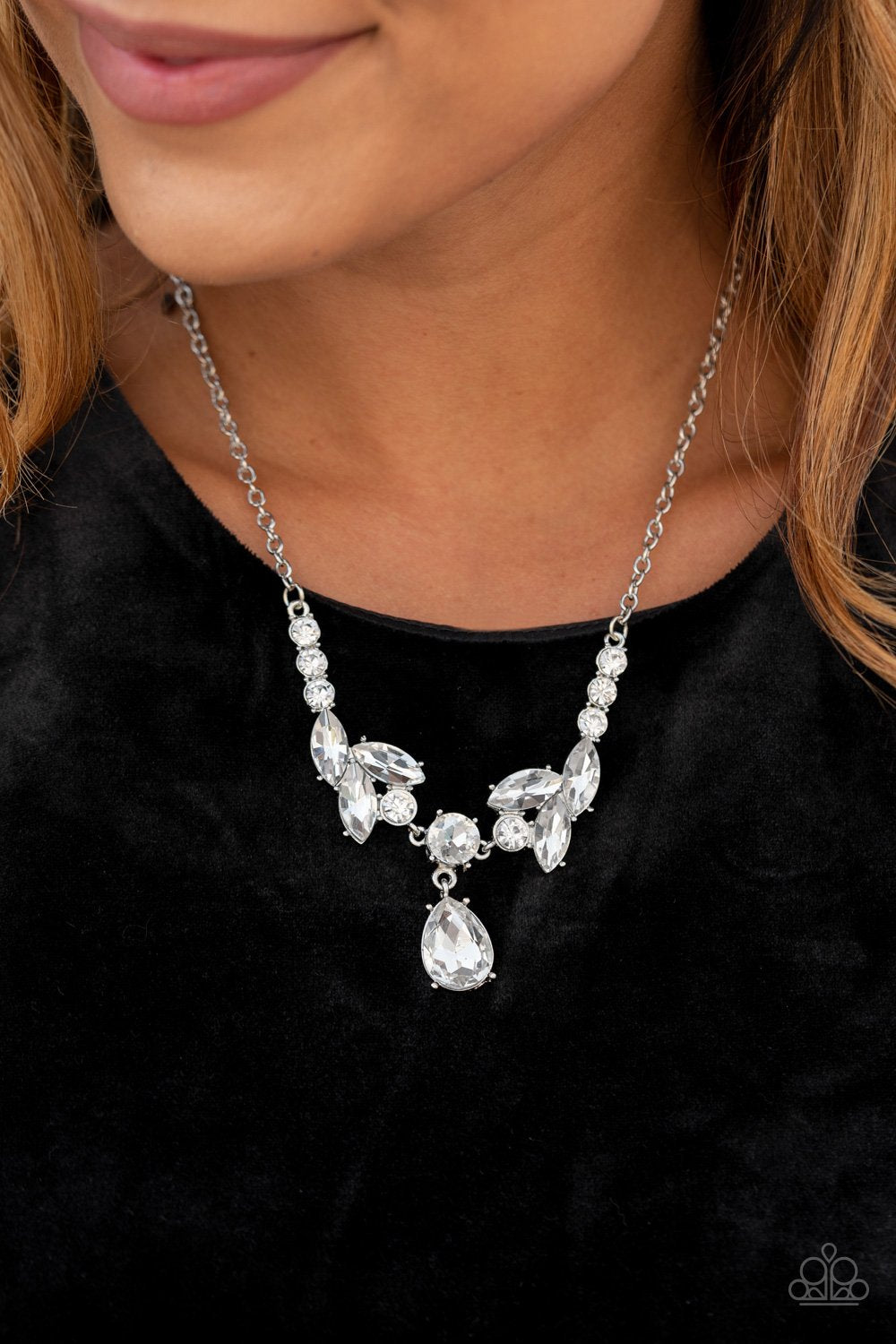 Paparazzi Unrivaled Sparkle