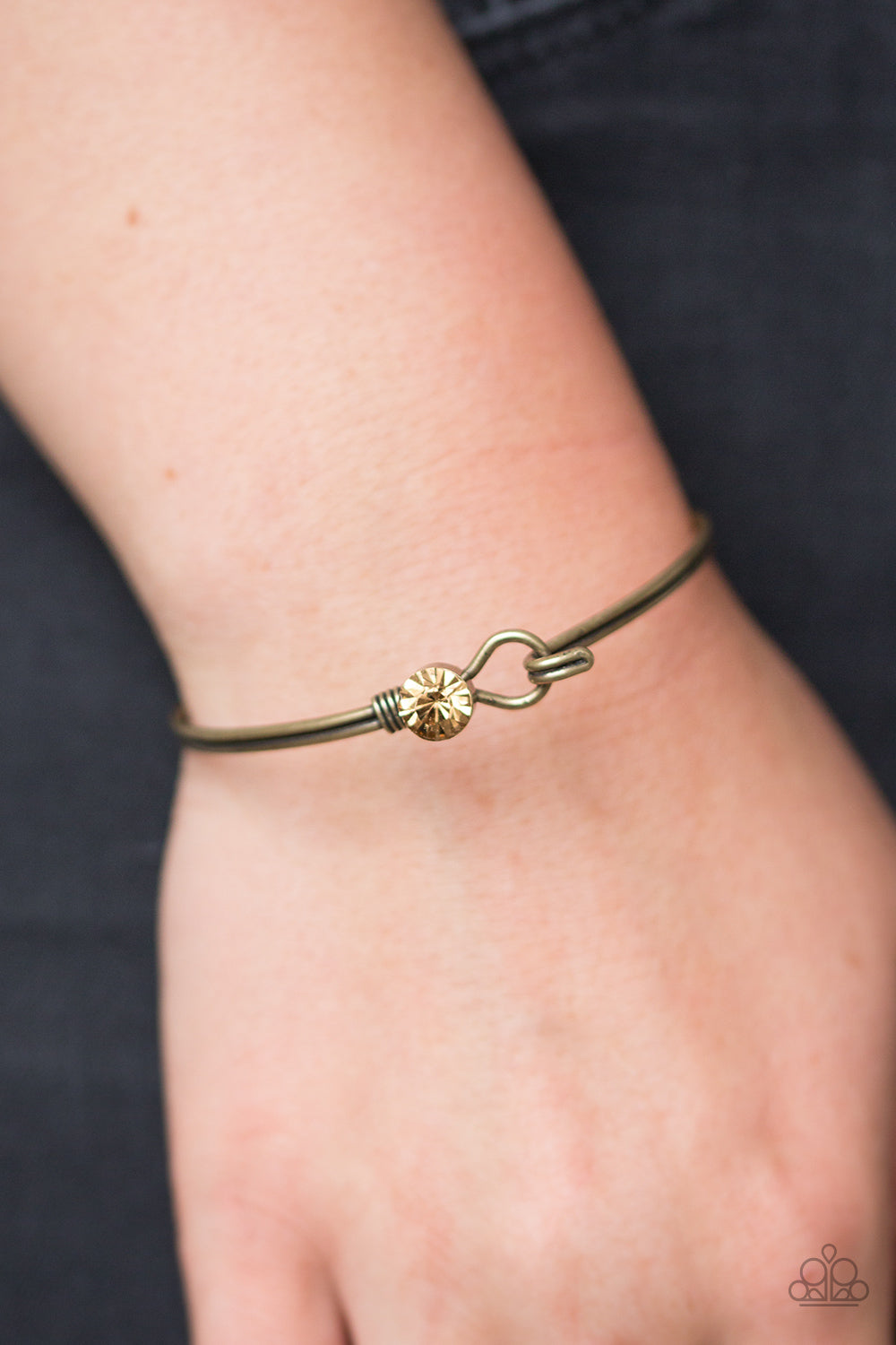 Paparazzi Sparkle On Fleek - Brass