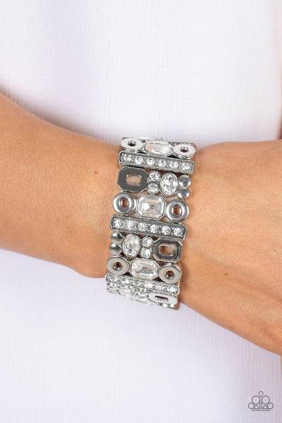 Paparazzi Dynamically Diverse - Bracelet