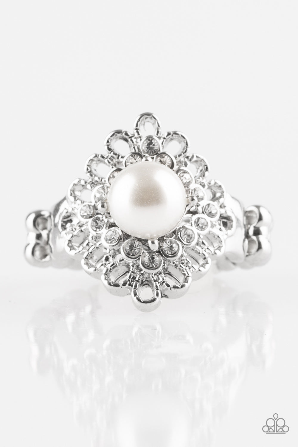 Paparazzi Perfect Perfectionist - White