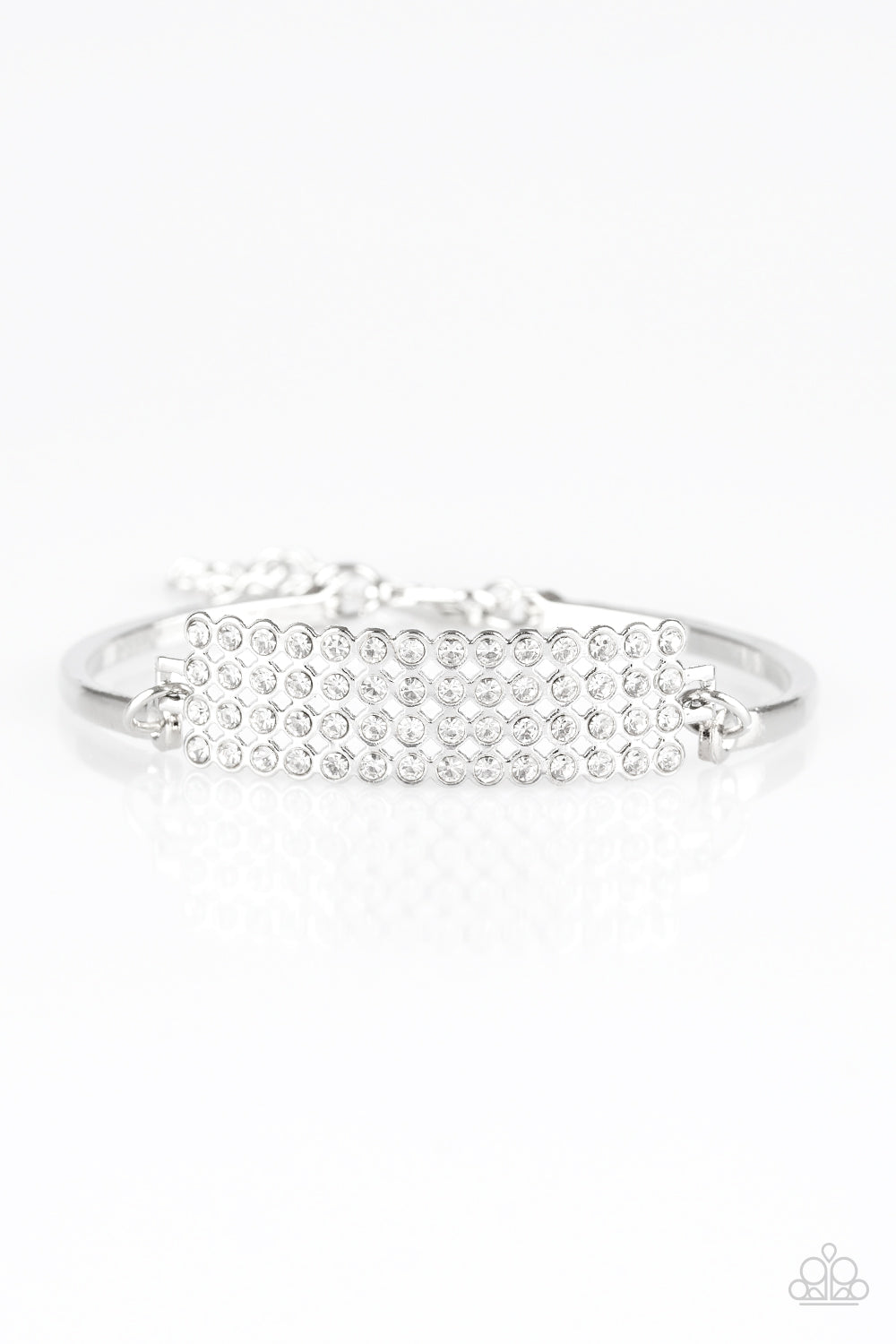 Paparazzi Top-Class Class - White - Studio Bling by Glam With Mack