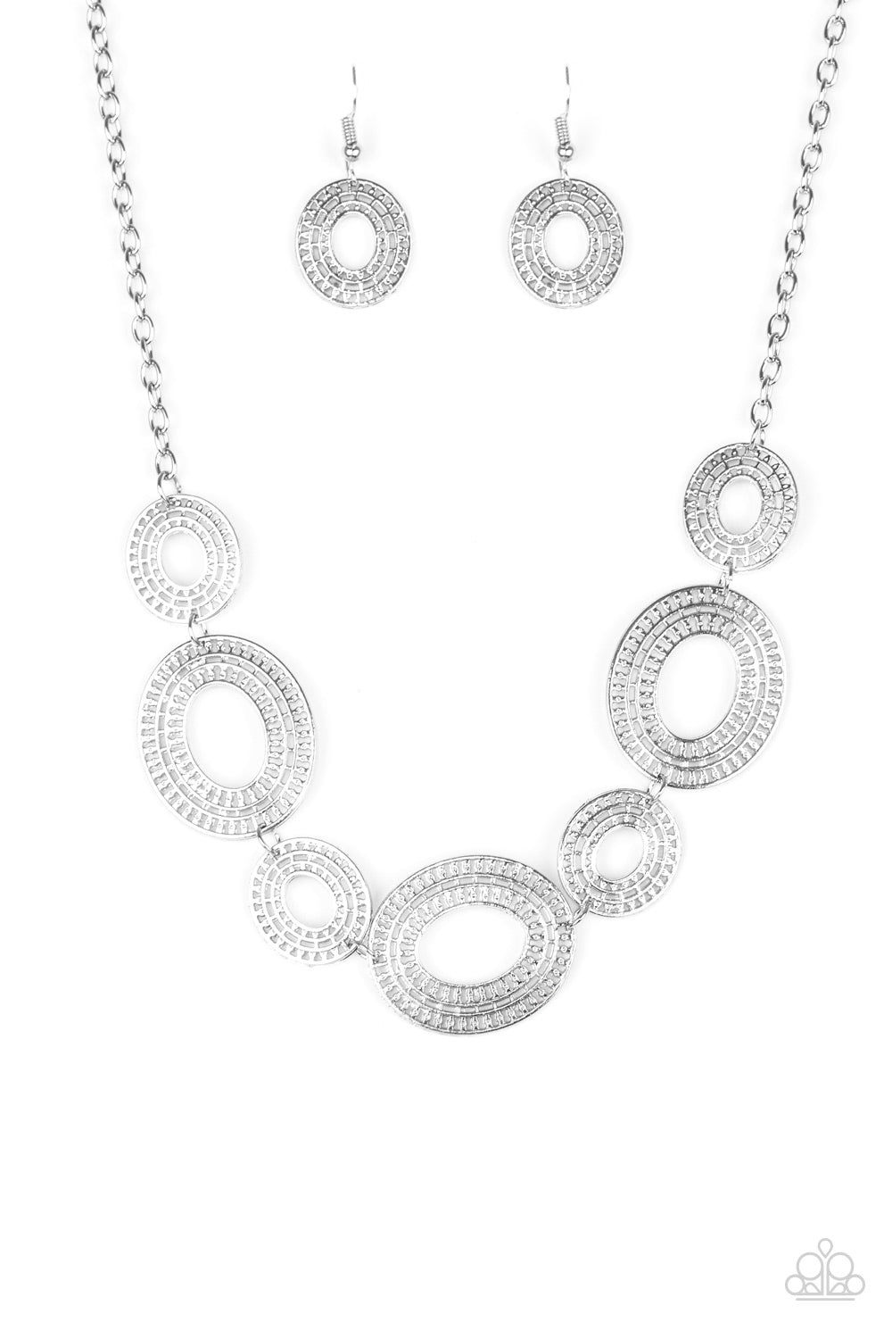 Paparazzi Basically Baltic - Silver