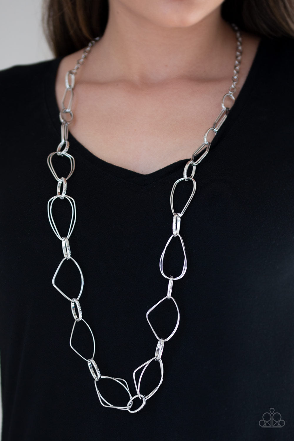 Paparazzi Attitude Adjustment - Silver