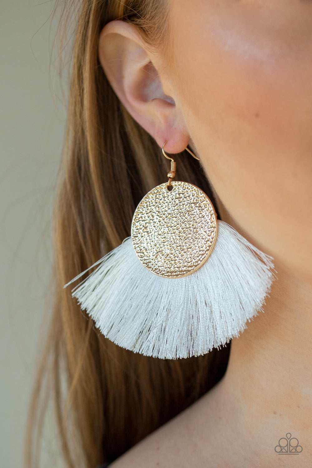 Paparazzi Foxtrot Fringe - Studio Bling by Glam With Mack