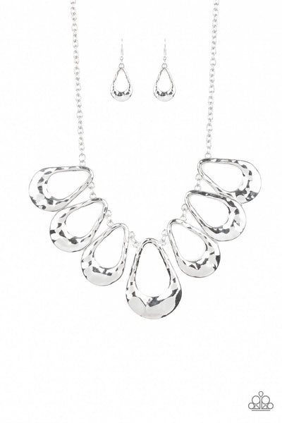 Paparazzi Teardrop Envy