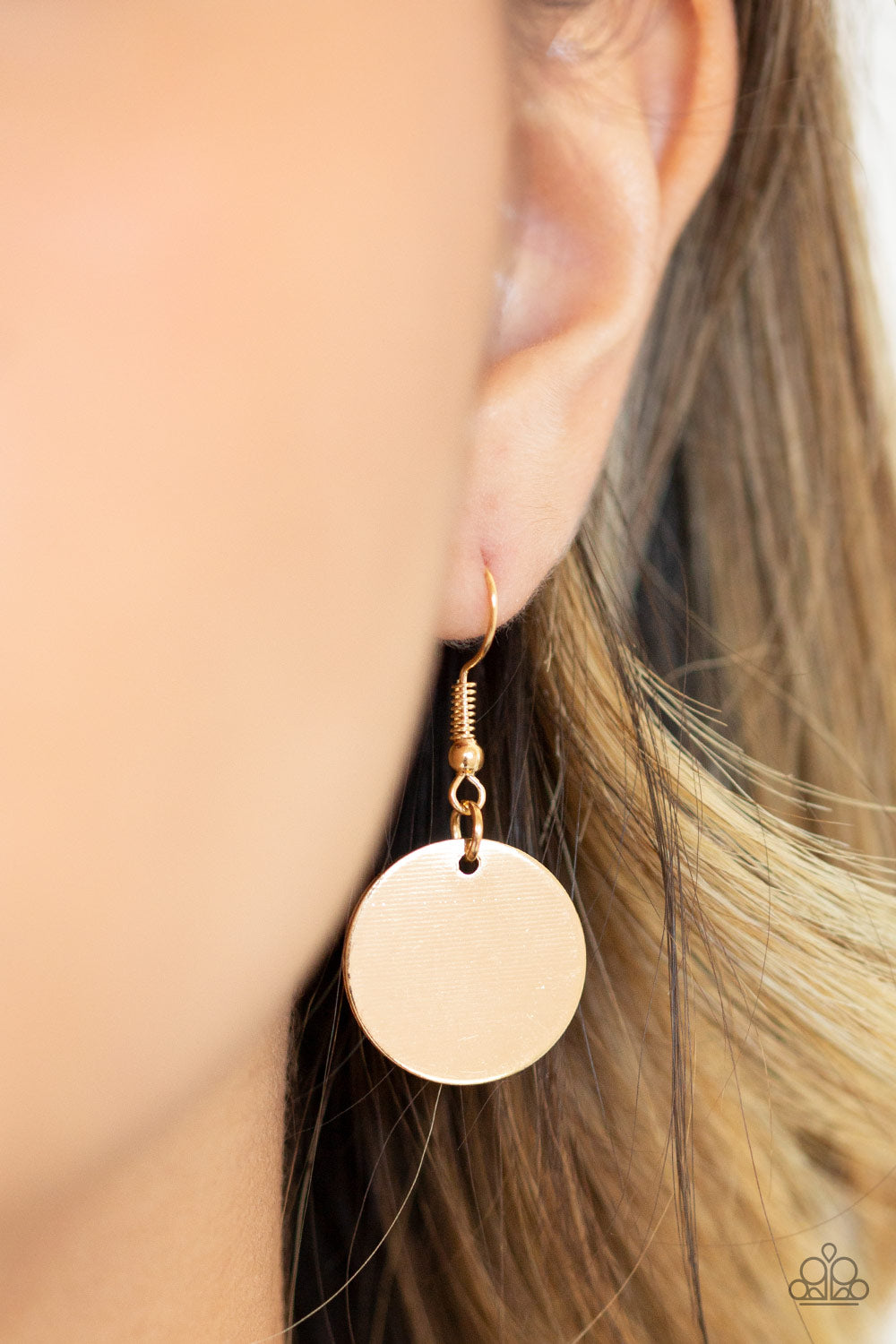 Paparazzi Tassel Temptation - Gold