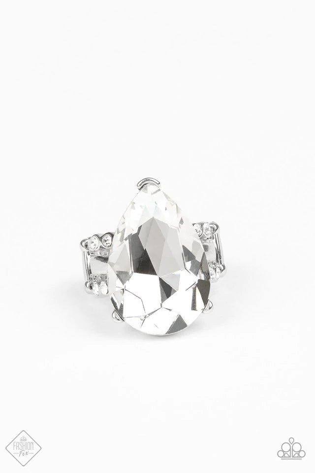 Paparazzi ♥ Dining On Dazzle ♥ Ring