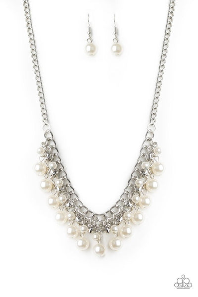 Paparazzi Duchess Dior - white