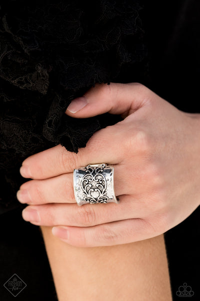 Paparazzi Glimpses of Malibu - Complete Trend Blend December 2020