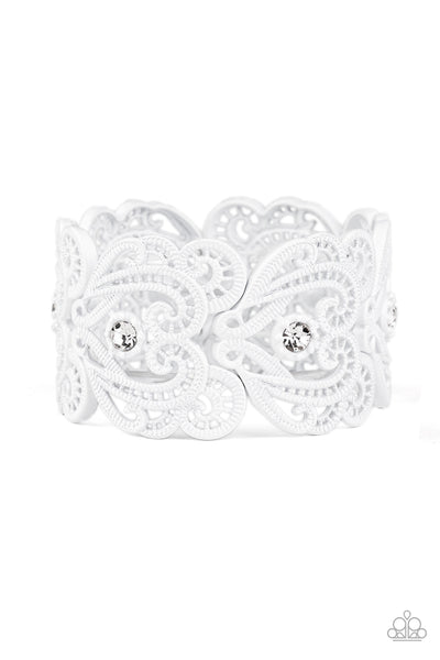 Paparazzi Vintage Romance - White