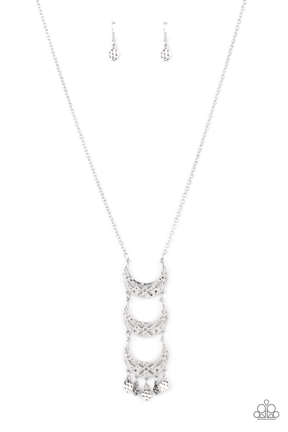 Paparazzi Half-Moon Child - Silver