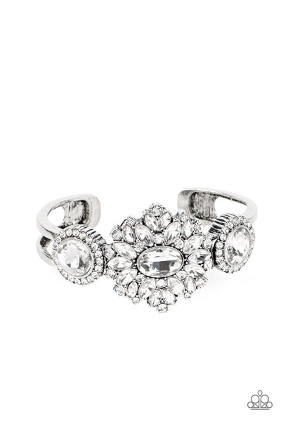 Paparazzi  Daydream Dazzle - White