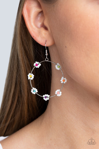 Paparazzi Dainty Daisies