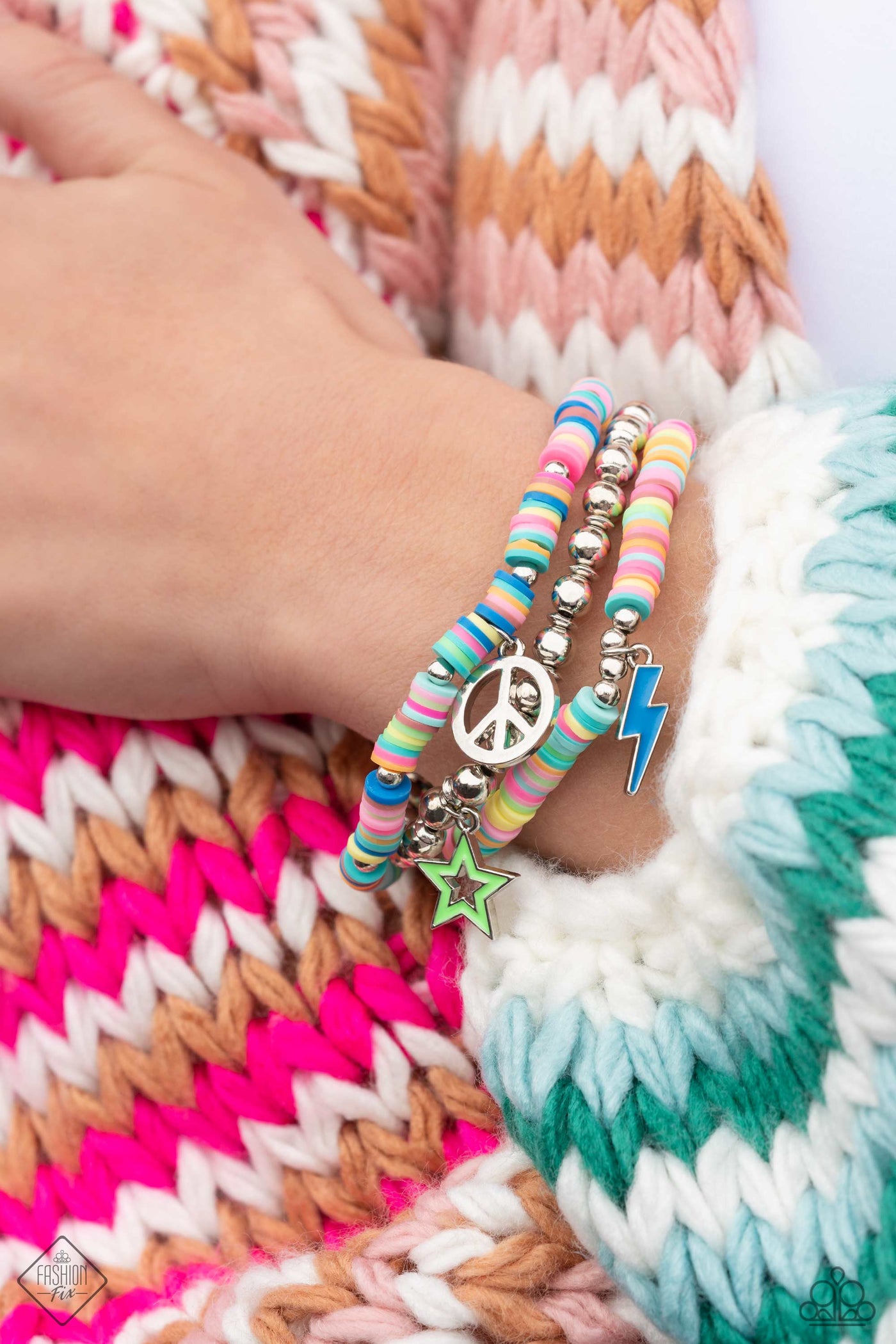 Paparazzi Far Out Fashion - Multi