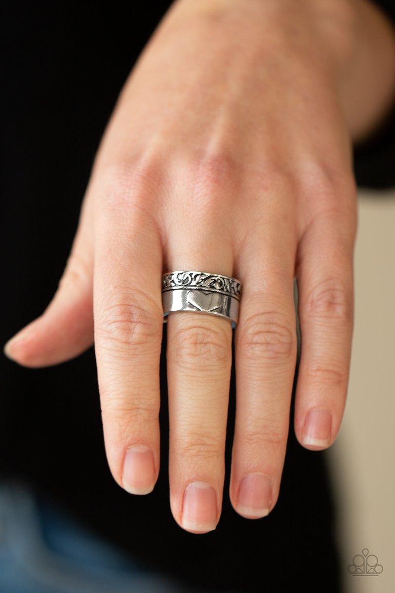 Paparazzi Accessories - Garden Romance - Silver Ring