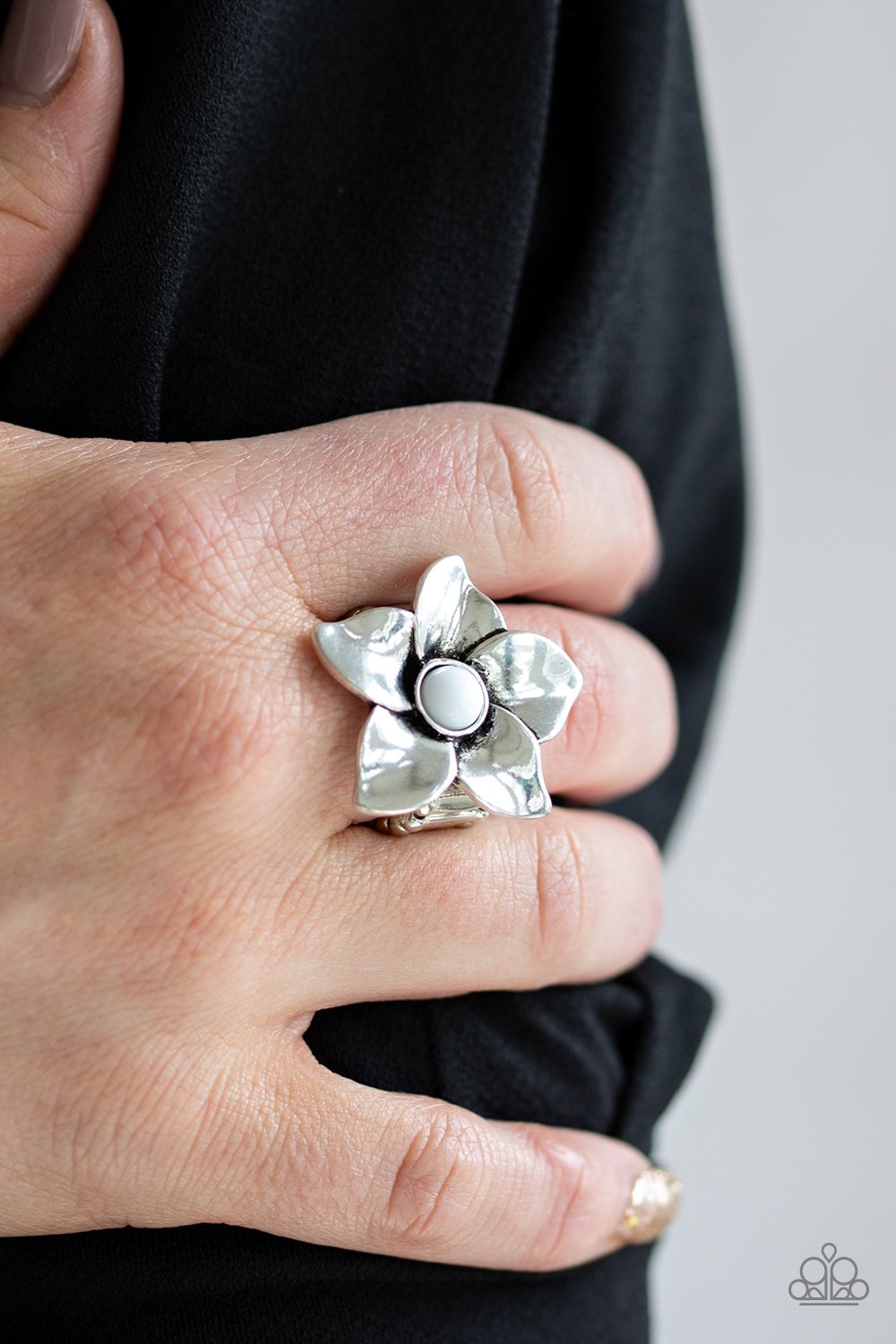 Paparazzi Accessories Ask For Flowers - White