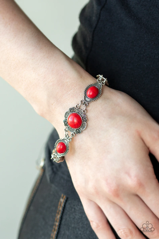 Paparazzi Serenely Southern - Red