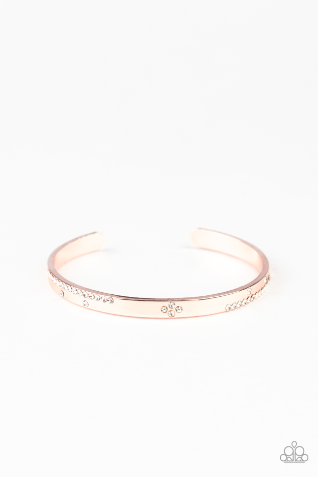 Paparazzi Dainty Dazzle - Rose Gold